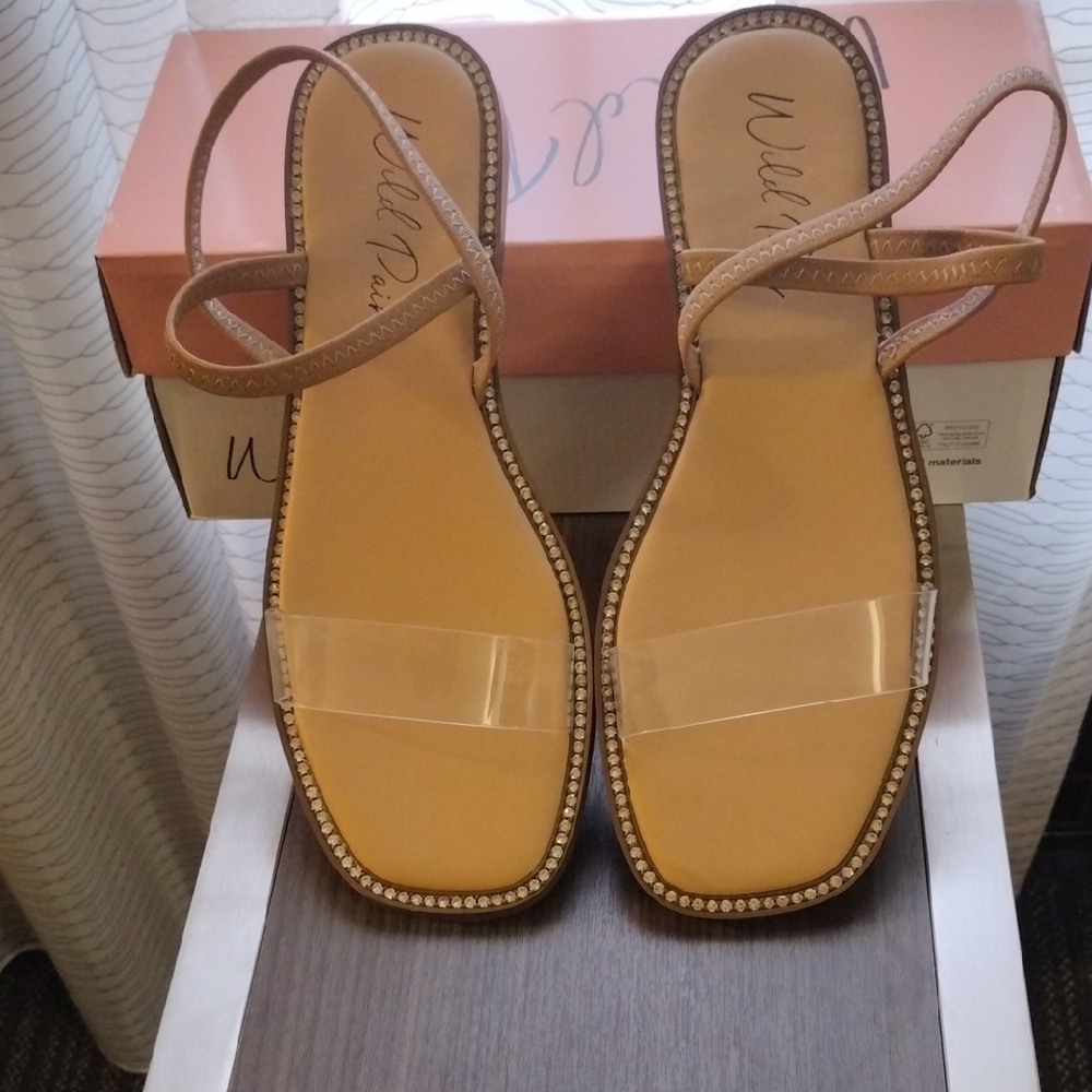 Tan Sandals with Square-Toe and Transparent Strap